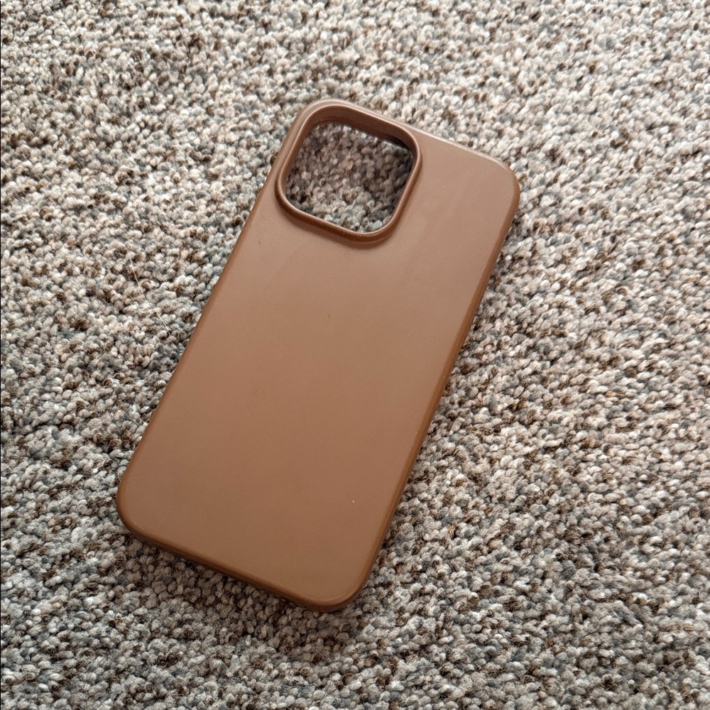 Brown silicone Phone Case iPhone 14 Pro Max